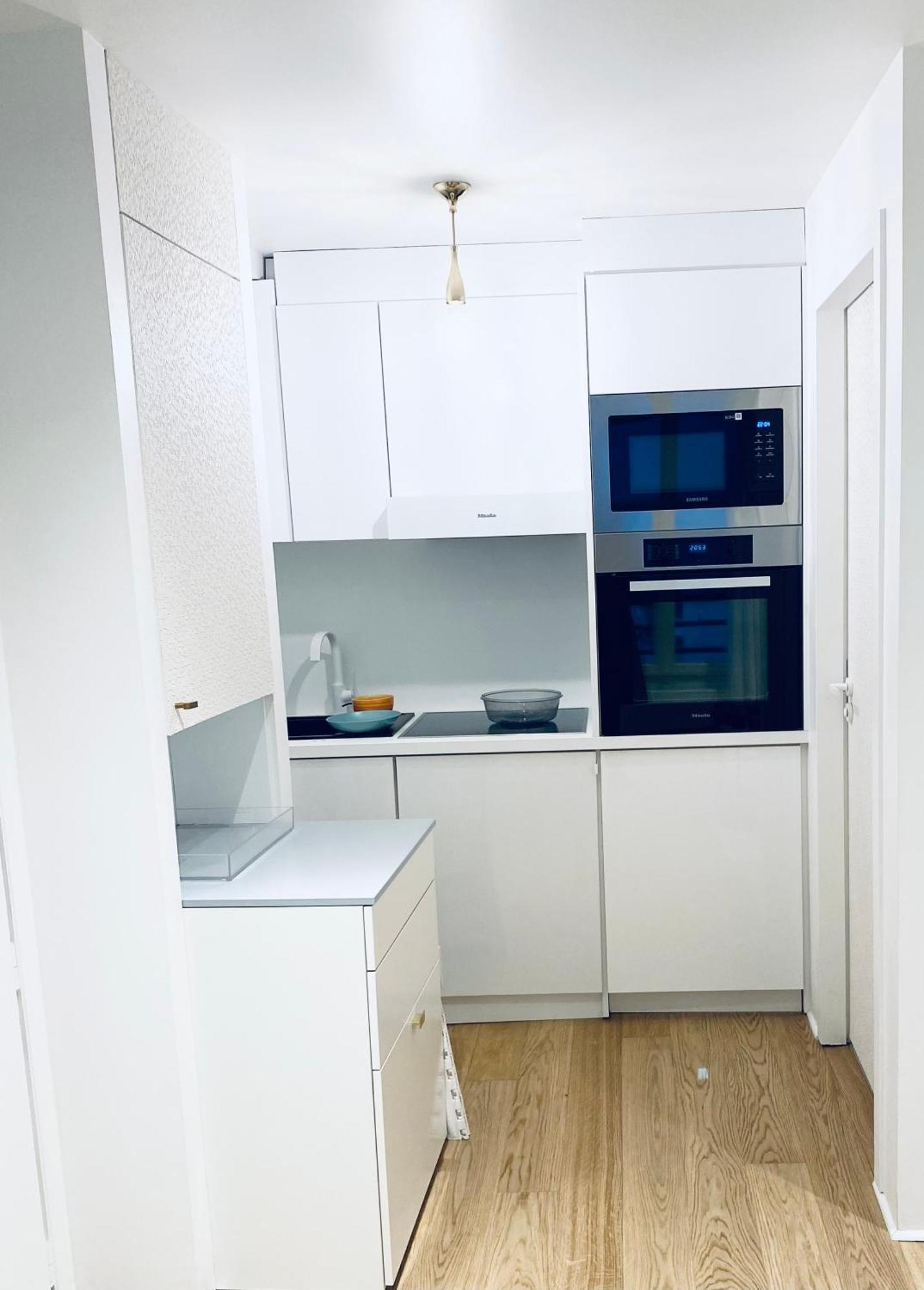 Appartement Center And Secured Area